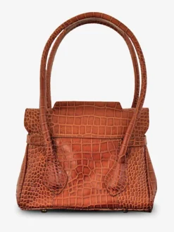 Colette S Alligator Cocktail - Amber