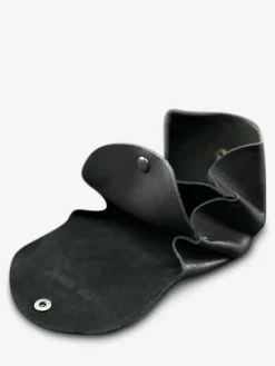 LeGustave - Oily Black