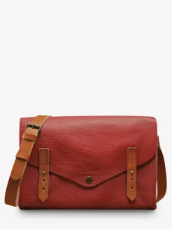 L'Indispensable - Carmine Red