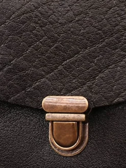 Mademoiselle George - Black