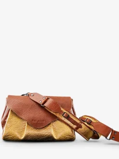 Suzon M - Light Brown Gold